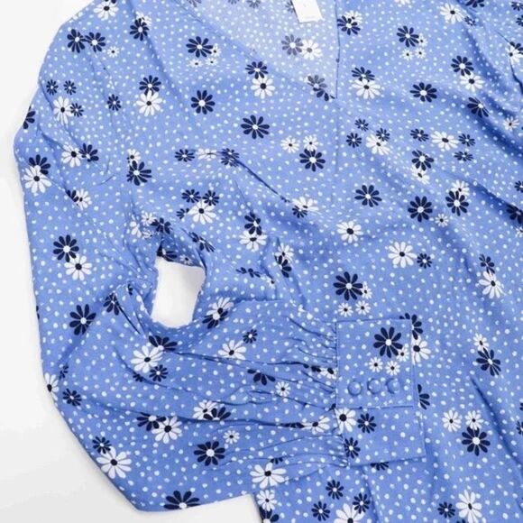 Talbots Flowers & Dots Poet Sleeve Wrap Top - Picture 2 of 4